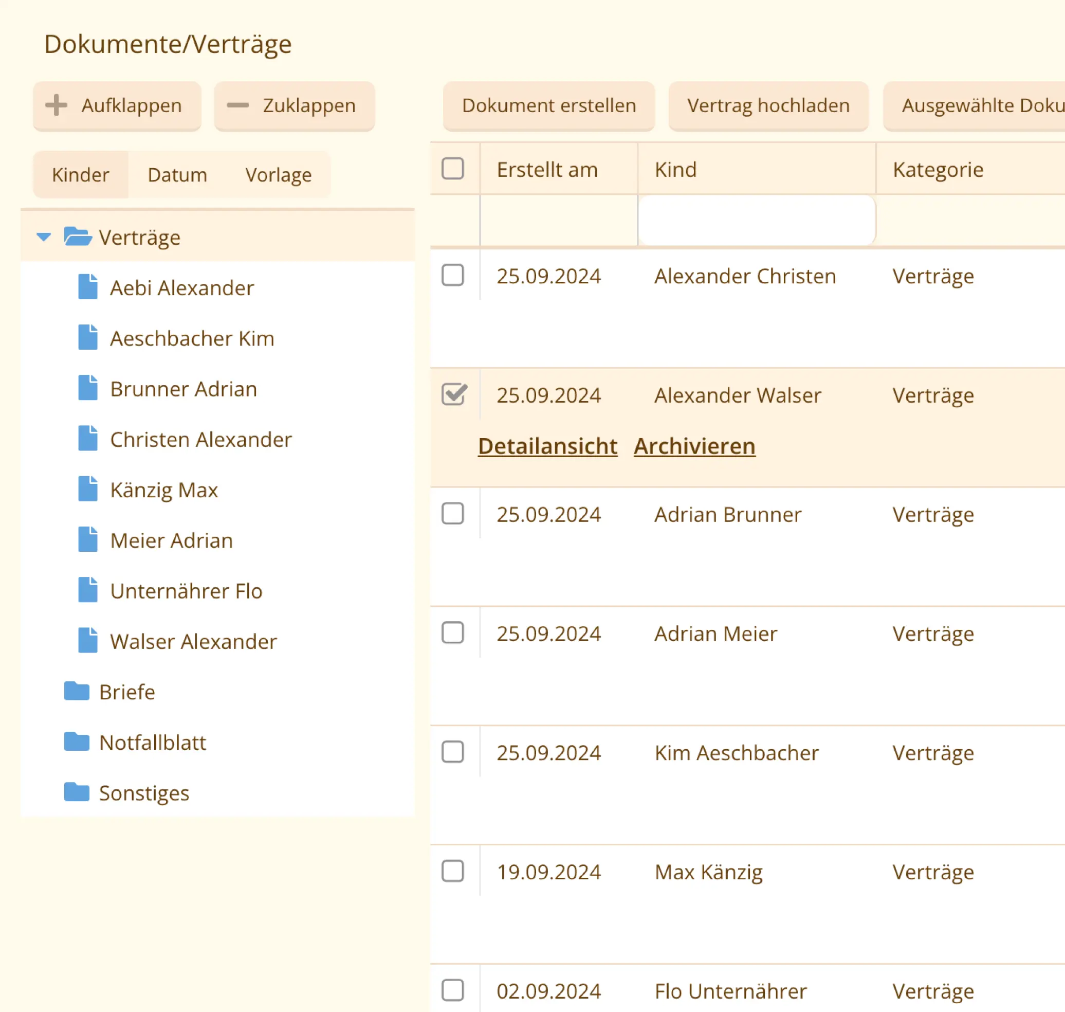 Vertragsverwaltung feature screen mockup